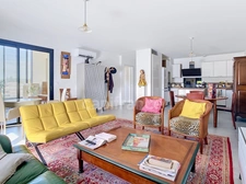 MONTELIMAR SUD - à vendre AppartementMONTÉLIMAR – APPARTEMENT CONTEMPORAIN, RÉSIDENCE RÉCENTE ET SÉCURISÉE  avec belle terrasse, garage et place de parking privative aérienne