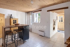 Dpt Drôme (26), à vendre proche de LA TOUCHE maison en pierre P5 mitoyenne, d'environ 110 m² habitables avec cour  
