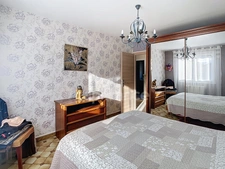 VALENCE (26200), à vendre en Viager Occupé , Maison jumelée 6 pièces avec jardin privatif. Nombreuses prestations