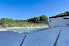 Drôme Provençale, in Suze-la-Rousse – Renovated Provençal farmhouse • 5 bedrooms, 4 bathrooms/shower rooms, 5 toilets • Swimming pool • 2 gîtes • Orchard