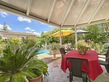 BOLLENE (84), for sale: Single-storey villa with 6 rooms - 4 large bedrooms - Enclosed, wooded grounds of 1236 m²