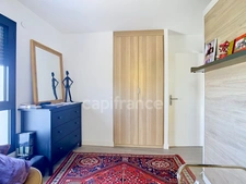 MONTELIMAR SUD - à vendre AppartementMONTÉLIMAR – APPARTEMENT CONTEMPORAIN, RÉSIDENCE RÉCENTE ET SÉCURISÉE  avec belle terrasse, garage et place de parking privative aérienne