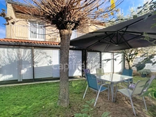 VALENCE (26200), à vendre en Viager Occupé , Maison jumelée 6 pièces avec jardin privatif. Nombreuses prestations