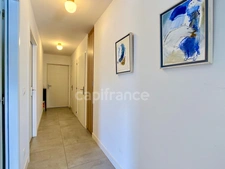 Drme provençale, à MONTELIMAR (26200), à vendre APPARTEMENT CONTEMPORAIN, RÉSIDENCE RÉCENTE ET SÉCURISÉE  avec belle terrasse, garage et place de parking privative aérienne