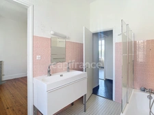 Dpt Drôme (26), for sale MONTELIMAR, 19th century Bourgeois House, with 4 Dwellings in a Popular Area