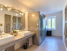 Drôme Provençale, in Suze-la-Rousse – Renovated Provençal farmhouse • 5 bedrooms, 4 bathrooms/shower rooms, 5 toilets • Swimming pool • 2 gîtes • Orchard