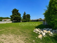 Terrain à vendre  MONTELIMAR OUEST (26) — EXCLUSIVITÉ - Terrain plat à bâtir clos d’environ 950 m² avec viabilité à proximité immédiate