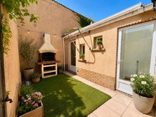 Maison à vendre 3 pièces CALAIS (62), 87m2 , 2 chambres ( possible trois),  cour , rue calme proche centre ville et autoroute