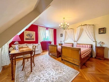 Dpt Pas-De-Calais(62) , à vendre propriété P(8) de 304m2 , terrain de 3000m2 ,double garages, véranda , pergola , cave à vins