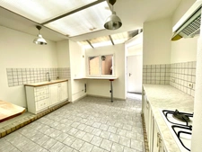 Maison à vendre 3 pièces CALAIS (62), 87m2 , 2 chambres ( possible trois),  cour , rue calme proche centre ville et autoroute
