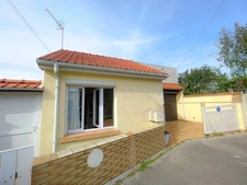 BERCK, Dpt (62)à vendre maison de plain pied P(3)de 58m2, indépendante, terrain de 215m2, 2chambres, terrasse, jardin ,garage, dépendances