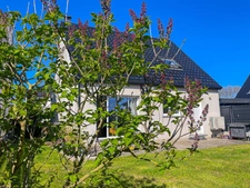  Calais Dpt(62) à vendre  Pavillon  individuel de 2014 ( 103m2 ), 3chambres , dressing , lingerie , terrasse , jardin , chalet