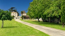 A VENDRE ANCIEN HOTEL RESTAURANT 