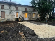 EXCEPTIONNEL -BÂTISSE EN PIERRE À FORT POTENTIEL 