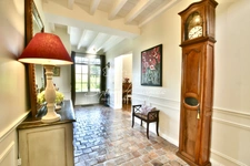 Dpt Loiret (45), for sale SULLY SUR LOIRE 9-room bourgeois house of 270 m² - Land of 2,548.00 m² - Heated swimming pool - Garage - 