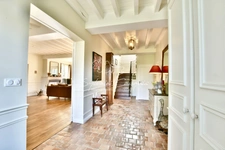 Dpt Loiret (45), for sale SULLY SUR LOIRE 9-room bourgeois house of 270 m² - Land of 2,548.00 m² - Heated swimming pool - Garage - 