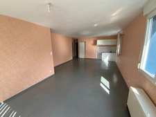  MANDEURE (25) lots de 3 appartements 2T2 et un T3