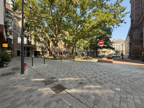 Fonds de commerce à vendre STRASBOURG (67)/ CARRÉ D'OR