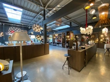 Local commercial / Bureaux / Entrepôt de 776 m² sur un terrain de 2 540 m² – ILLKIRCH-GRAFFENSTADEN