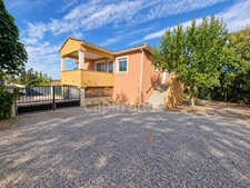 CAMPAGNAN(34) IMMEUBLE DE RAPPORT en mono propriété composé de 3 LOTS TERRAIN 700 M² 