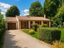 Bergerac : maison de plain-pied avec jardin, dans un quartier prisé !!