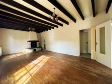 Maison à vendre 6 pièces VARENNES (24)