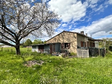 AUTHENTIQUE et RARE : Maison de campagne en pierre à vendre sur BERGERAC (24)