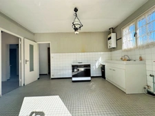 Maison à vendre 6 pièces VARENNES (24)