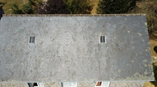 Maison en pierre à rénover : 8 457 m² de terrain et grand bâtiment d'exploitation – Le Teilleul