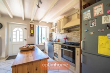 Maison en pierre de charme 4 pièces – Grand jardin clos, véranda & potentiel à l'étage – Guémené-Penfao