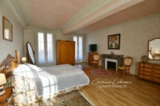 Property for sale 14 rooms in LA ROCHE VINEUSE