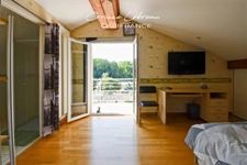 Propriété d’exception avec piscine et vue remarquable sur les deux roches