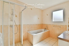 Maison de plain-pied, 3/4 chambres à MANZIAT (01)