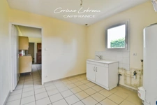 Maison de plain-pied, 3/4 chambres à MANZIAT (01)