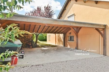 House for sale with 4 bedrooms in CRECHES SUR SAONE (71)