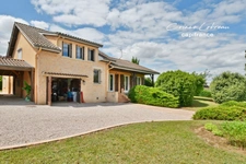 Maison à vendre 4 chambres à CRECHES SUR SAONE (71)