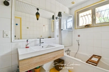House for sale with 4 bedrooms in CRECHES SUR SAONE (71)