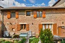Maison de village à vendre 3 chambres à PIERRECLOS (71)