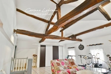 Maison de village avec bel espace extérieur