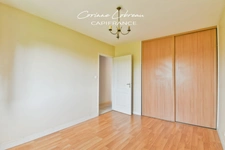 Maison de plain-pied, 3/4 chambres à MANZIAT (01)