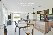 À vendre – Maison de plain-pied de 2024 à Vonnas – 3 chambres – Garage – Terrain de 550 m²