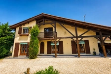 Belle maison de type Landaise - 169m2 - Piscine - Jardin