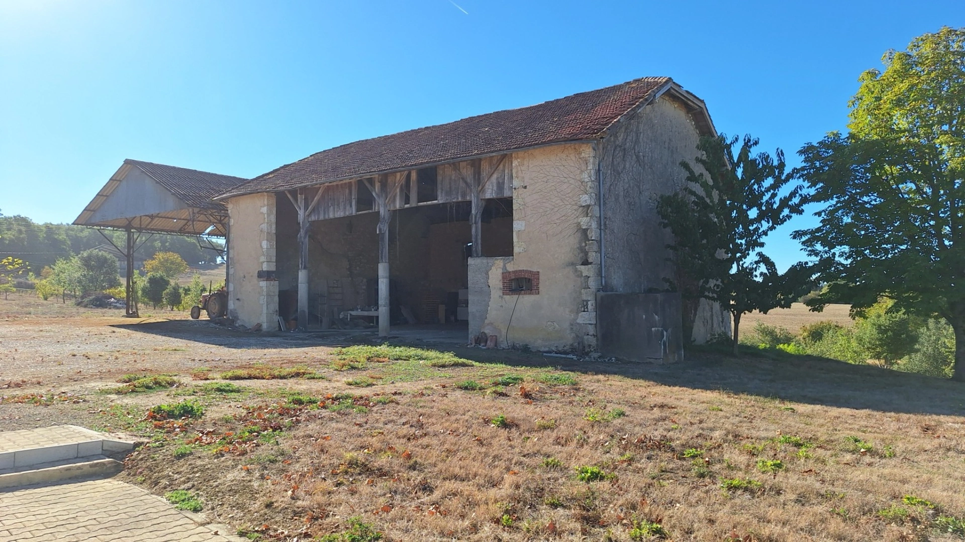 Maison 10 pièces 336 m² · à Castera Verduzan · 336 m² · 200 000 €