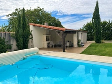 Maison à vendre 9 pièces LONGEVES (17)