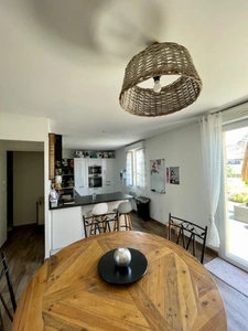 Maison à vendre 6 pièces  ()