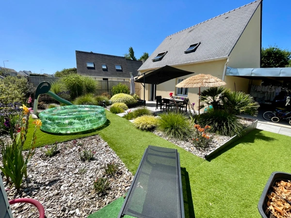 Maison à vendre 6 pièces  ()