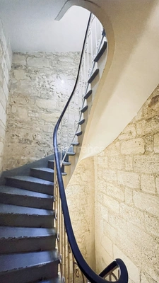 Dpt Gironde (33), à vendre BORDEAUX, appartement T2 avec balcons, de 34,28m² dans immeuble en pierre