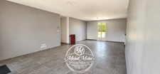 Maison contemporaine de plain-pied sur 1 282 m² de terrain – Saint-Samson-de-la-Roque (27680)