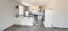 Maison contemporaine de plain-pied sur 1 282 m² de terrain – Saint-Samson-de-la-Roque (27680)