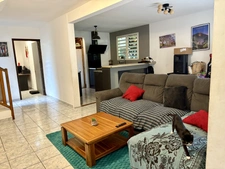 Maison familiale 160m² - 5 ch, 1 espace de travail, Piscine & Belle vue Océan, Terrain 400 M2, Sainte Rose - Bois Blanc﻿﻿